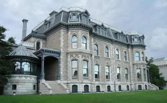 palace, mansion, house, brick, architecture, montreal, mansion, mansion, mansion, mansion, mansion, montreal, montreal. Beyond Celebrity Home Tours in Canada: Buyer Checks