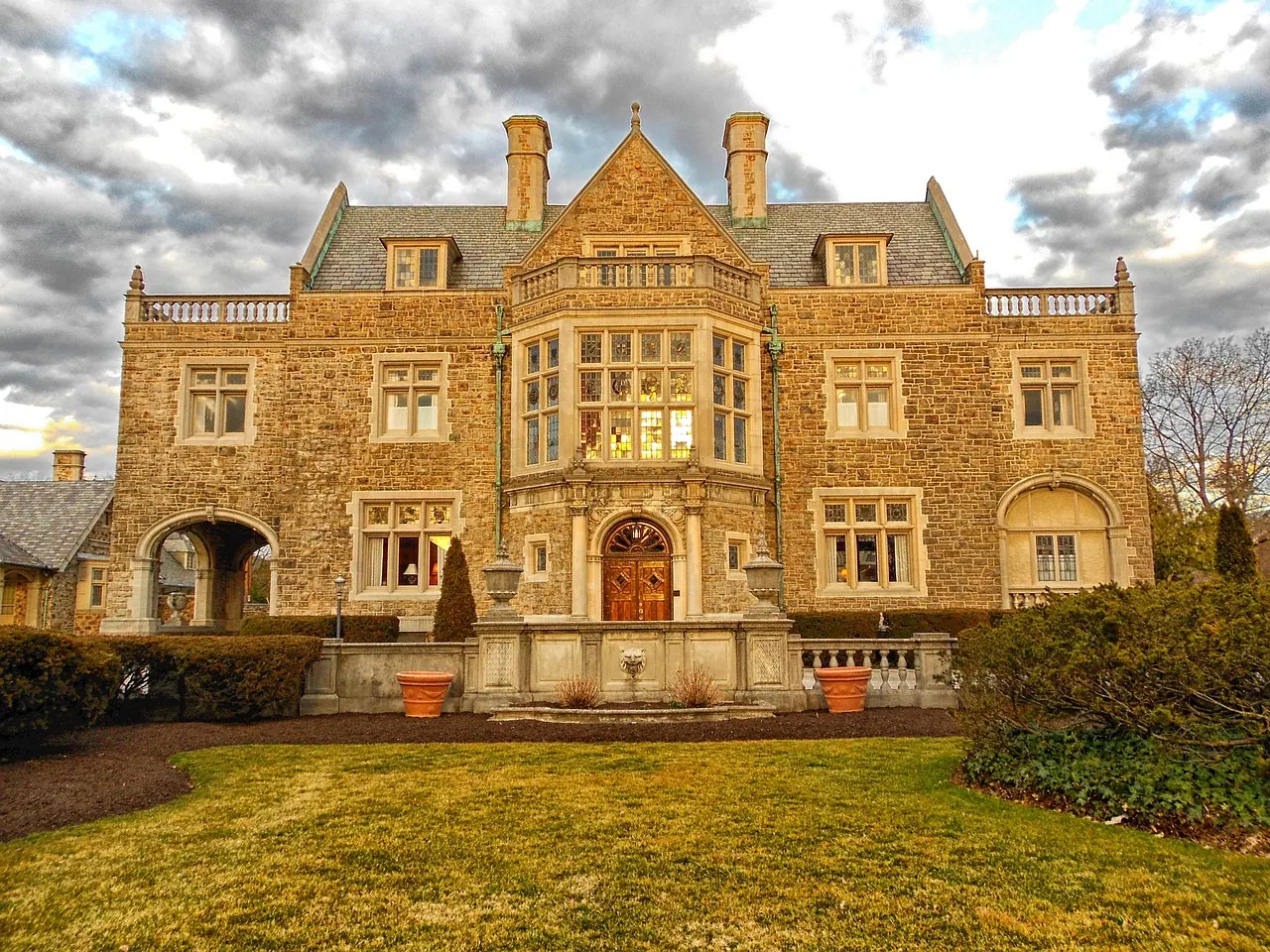 york, pennsylvania, landscape, house, mansion, home, landmark, sky, clouds, architecture, nature, outside, country, countryside, hdr, brown home, brown house, pennsylvania, mansion